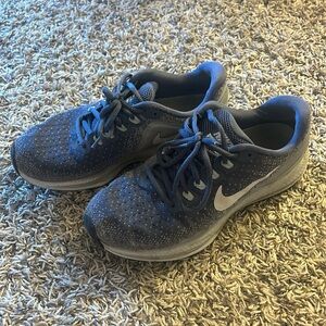 Nike Zoom Vomero 13 Sneakers